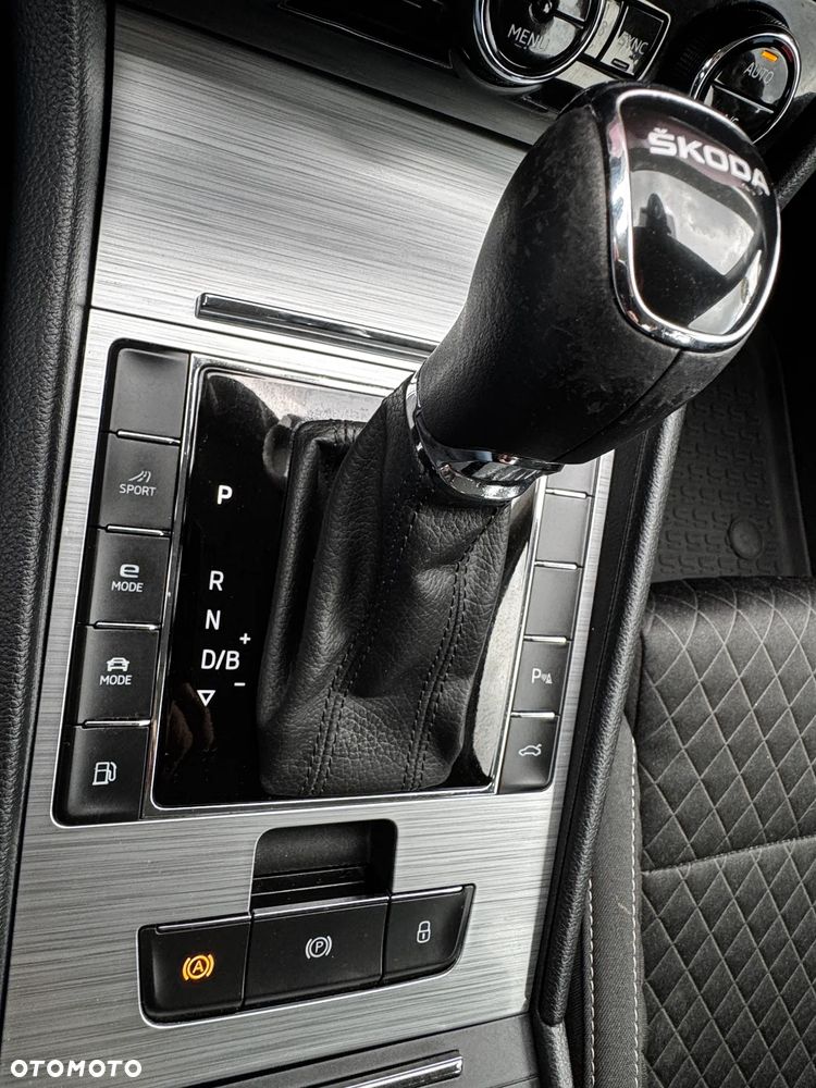 Skoda Superb 1.4 TSI Plug-In Hybrid Ambition DSG - 21