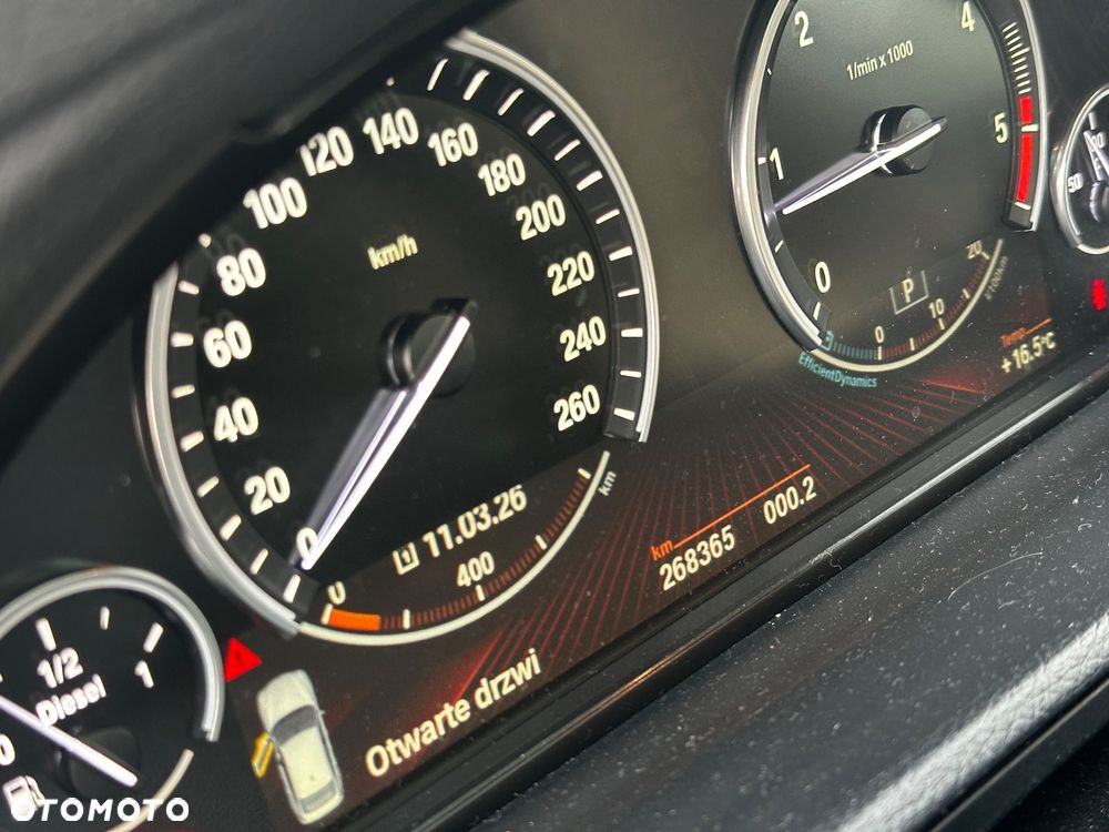 BMW Seria 5 - 23
