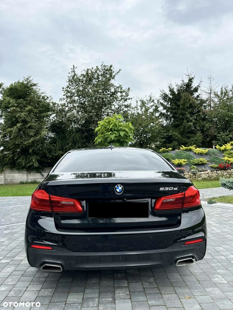 BMW Seria 5 530i Sport - 4