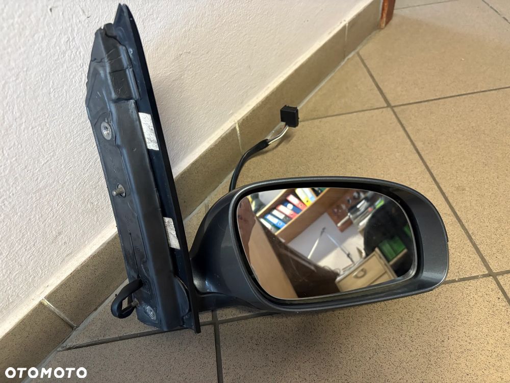 VW TOURAN I LUSTERKO PRAWE 073016LL-R1 CZARNE BIAŁE SREBRNE - 7