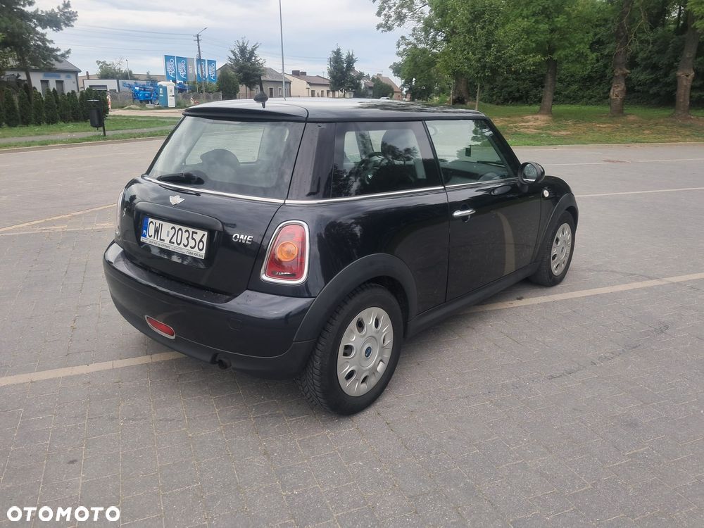 MINI ONE - 5