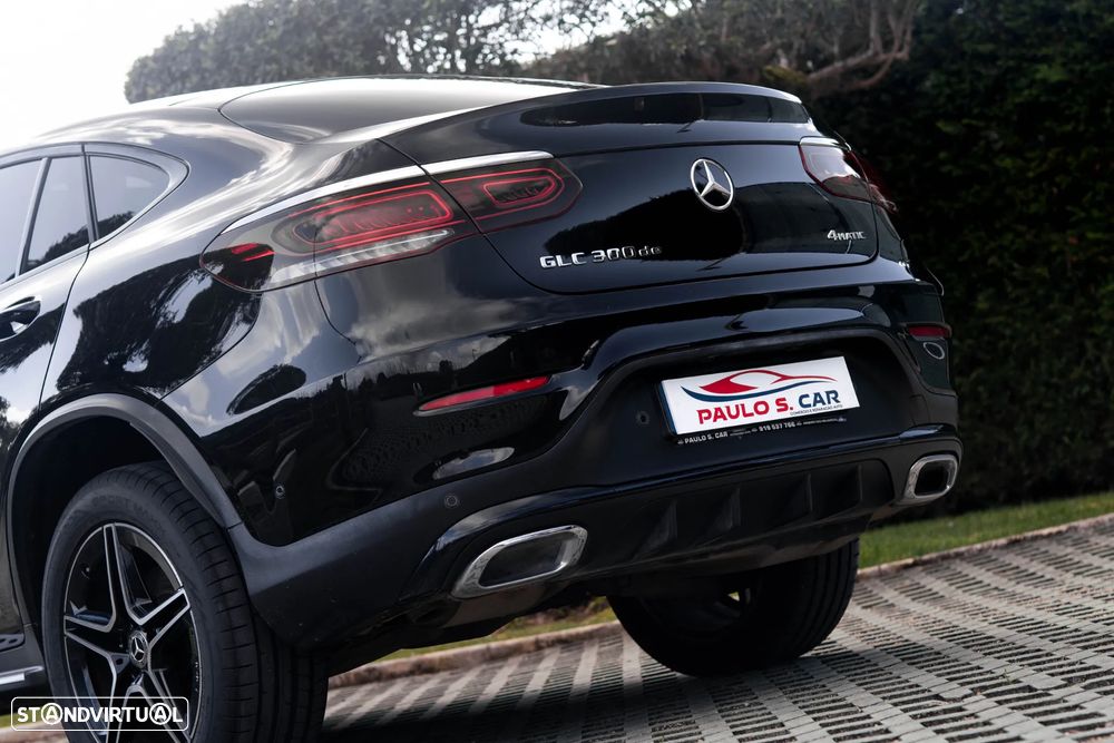 Mercedes-Benz GLC 300 de Coupe 4Matic - 11