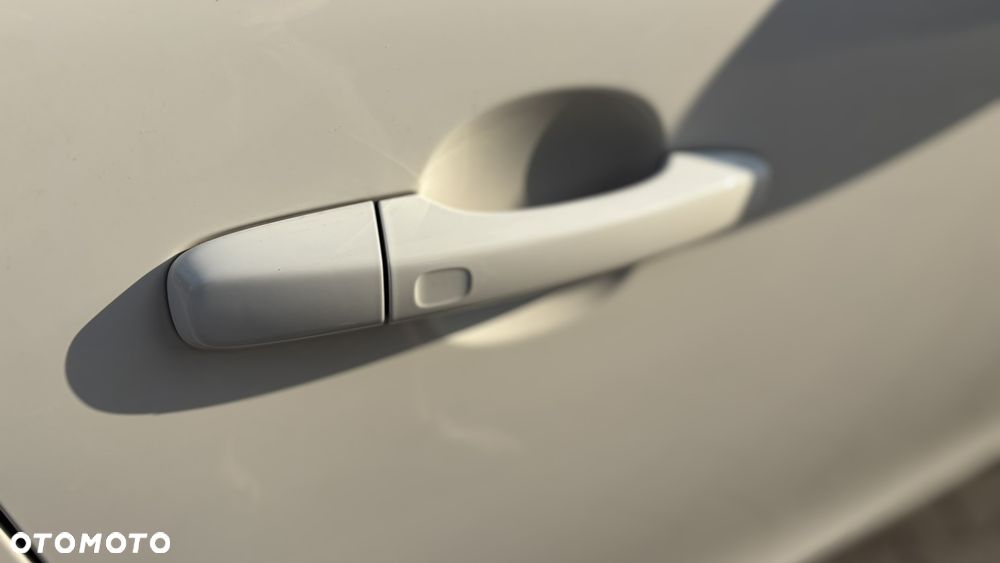 Volvo V40 D4 RDesign - 25