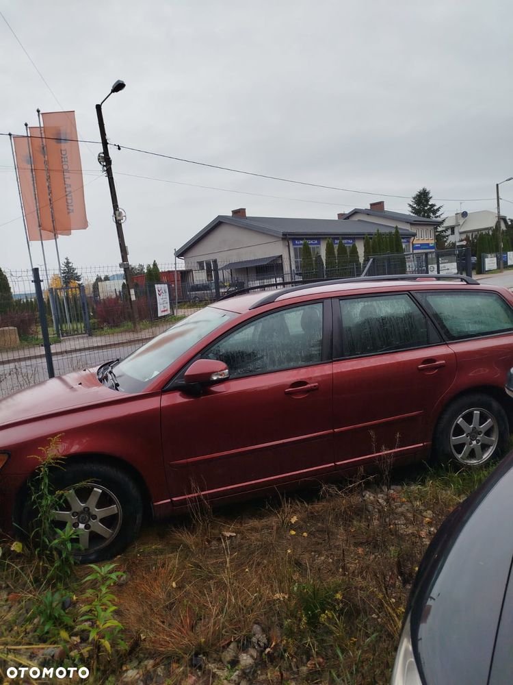 Volvo V50 - 1