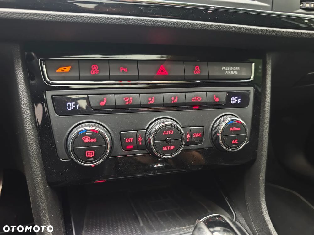 Seat Leon 2.0 TSI Cupra S&S DSG - 25