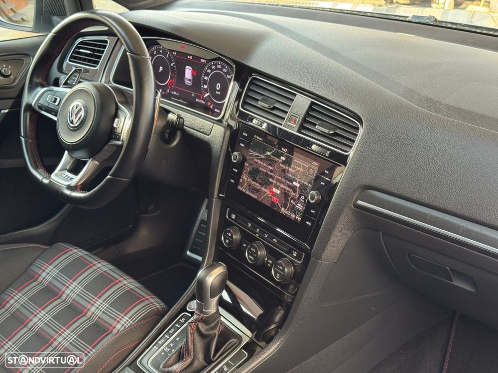 VW Golf 2.0 TSI GTI DSG Performance - 5
