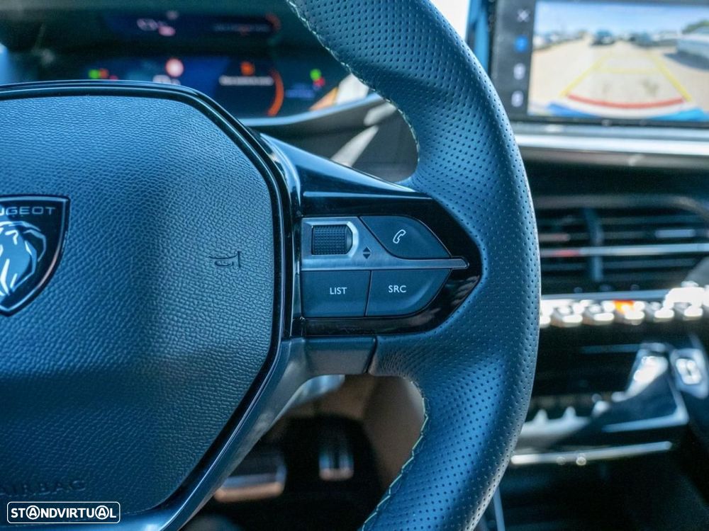 Peugeot e-2008 54 kWh GT — fotografia 30
