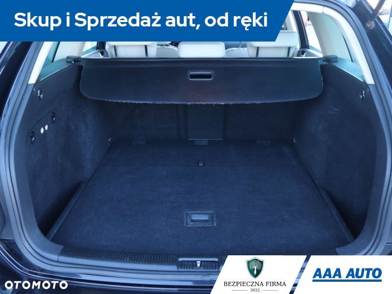Volkswagen Golf Variant - 15