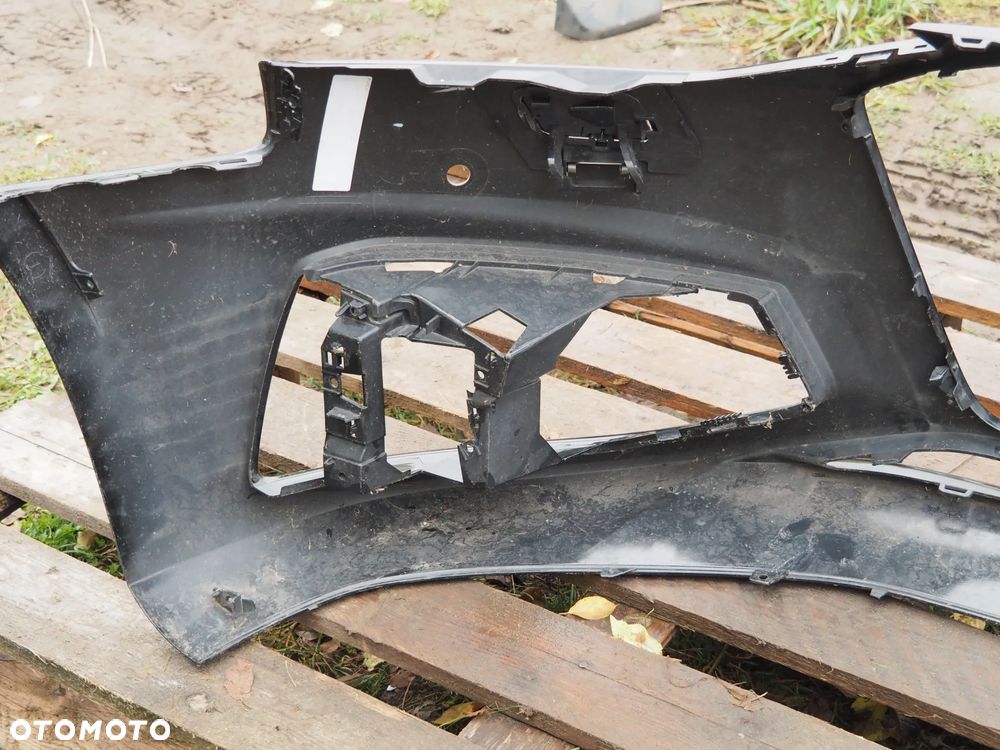 Zderzak przód przedni Audi A4 B9 Lift - 16