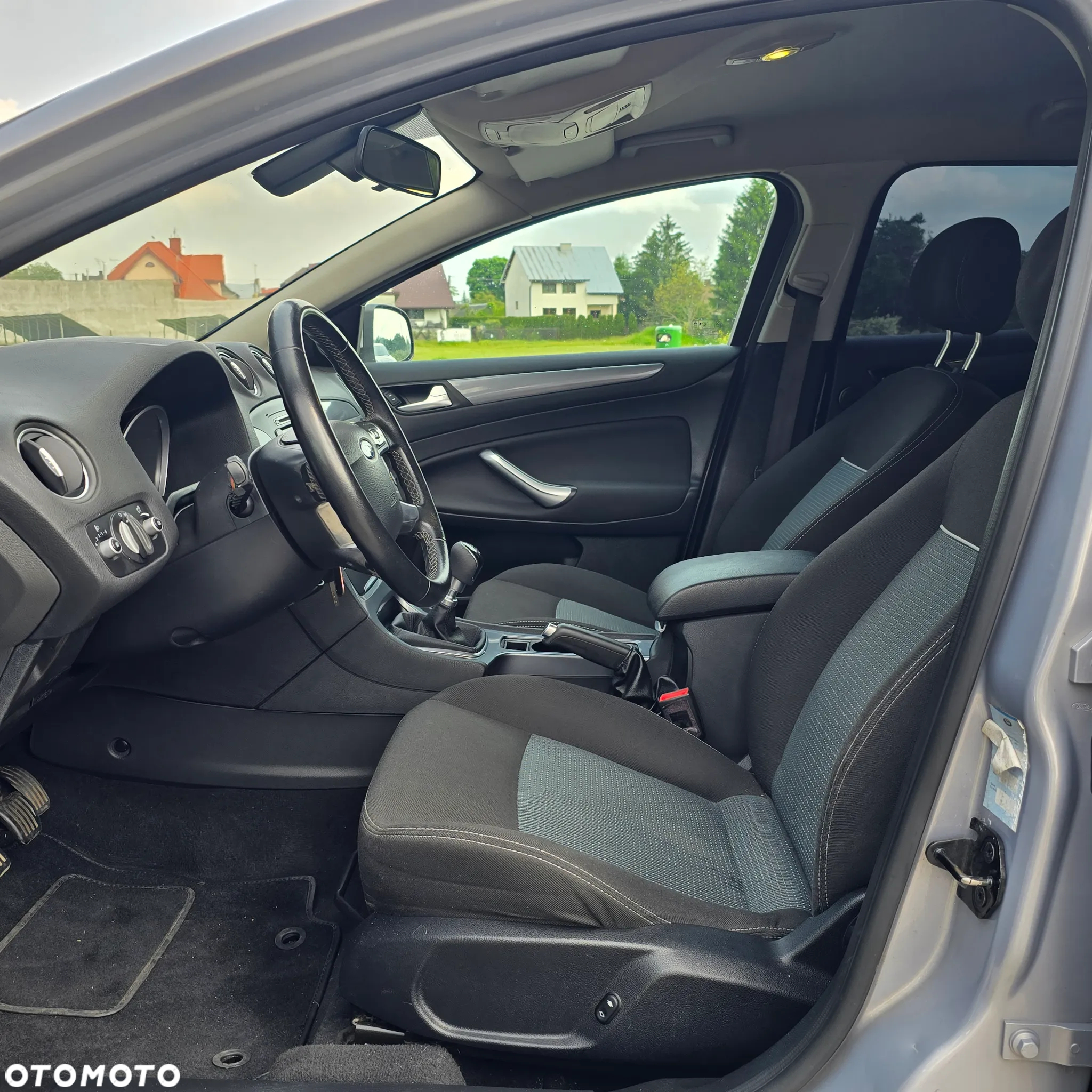 Ford Mondeo 2.0 TDCi Titanium - 19