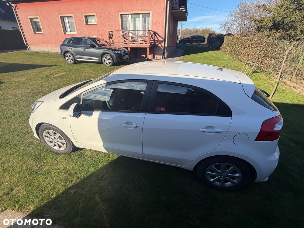 Kia Rio 1.1 crdi L - 4