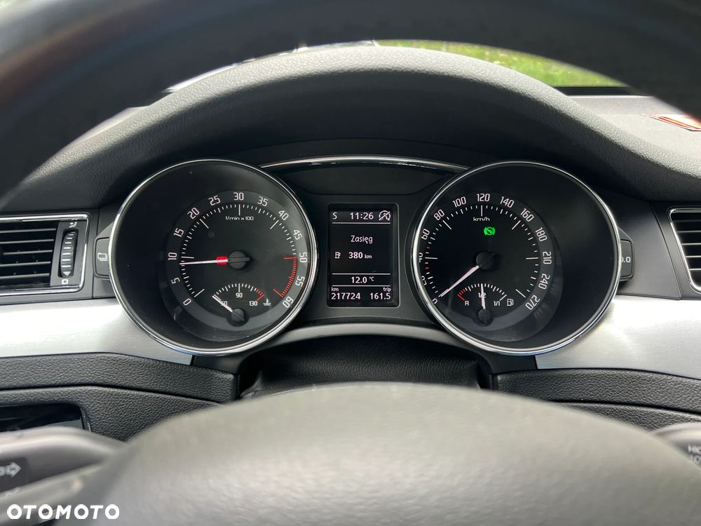 Skoda Superb 2.0 TDI 4x4 Elegance Outdoor DSG - 6