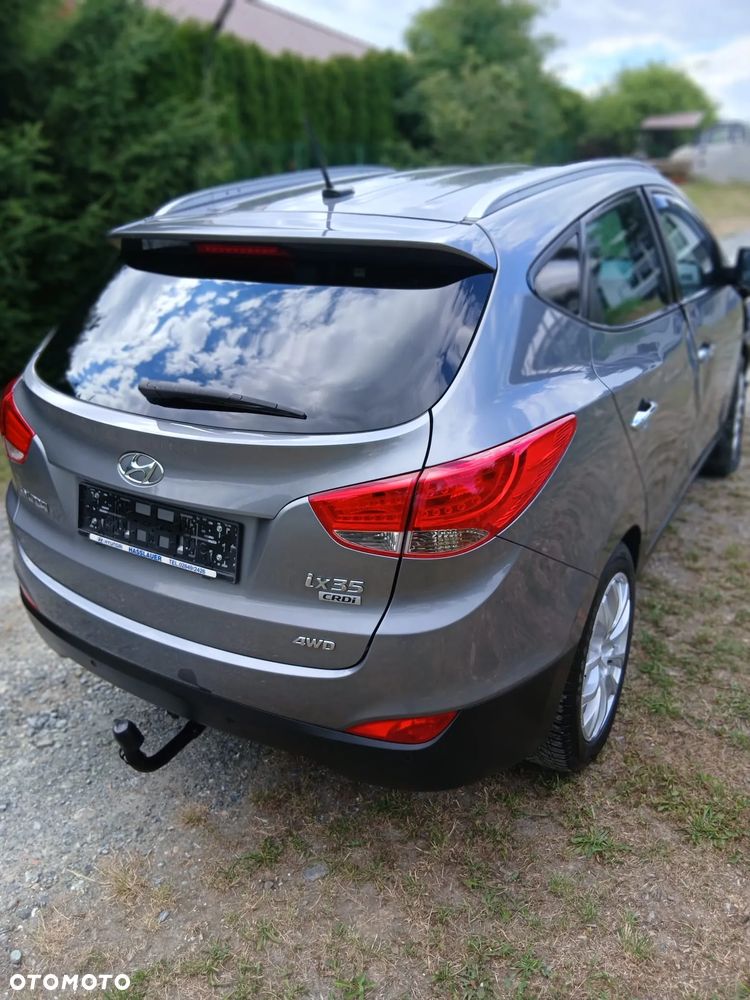 Hyundai ix35 2.0 CRDi 4WD Fifa World Cup Silver Edition - 10