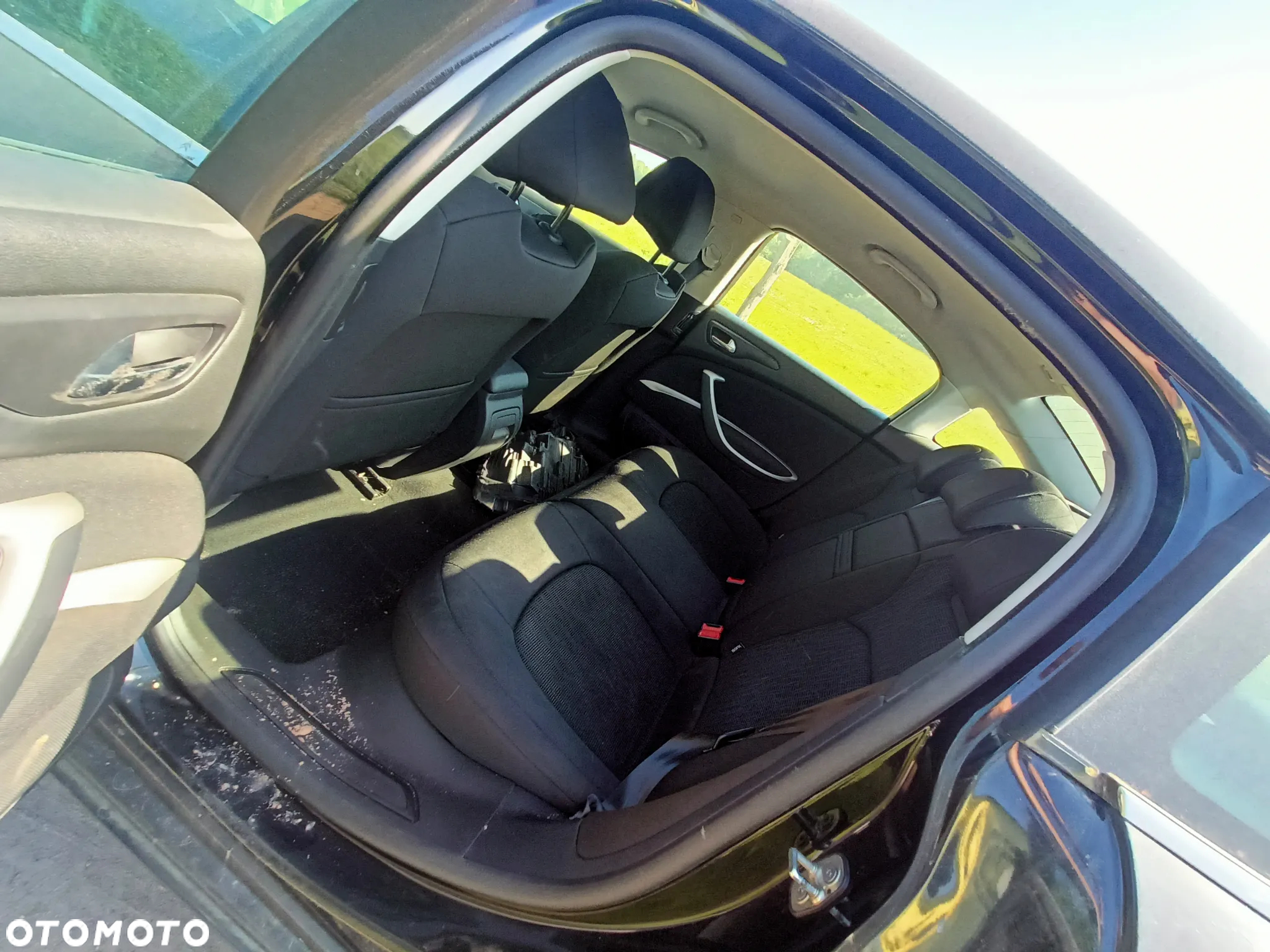 Citroen C5 III X7 2.0 Hdi 2012r sedan NA CZESCI - 9