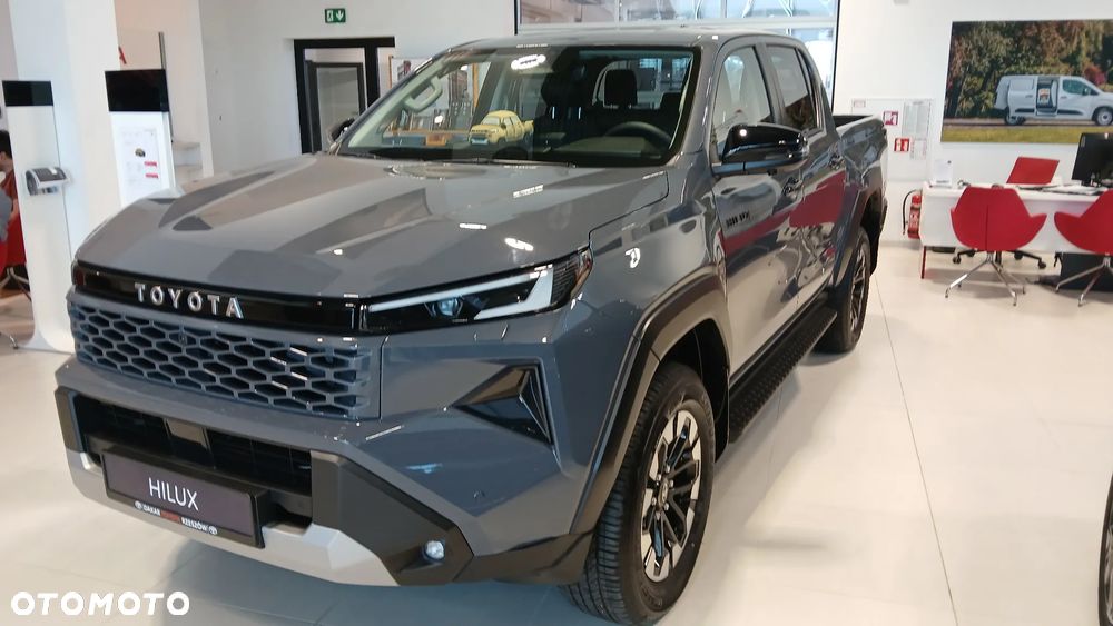 Toyota Hilux 2.8 D-4D mHEV Double Cab Executive 4x4 - 1