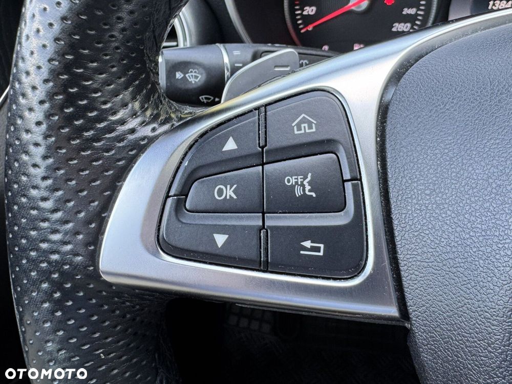 Mercedes-Benz Klasa C 200 4-Matic 9G-TRONIC - 30