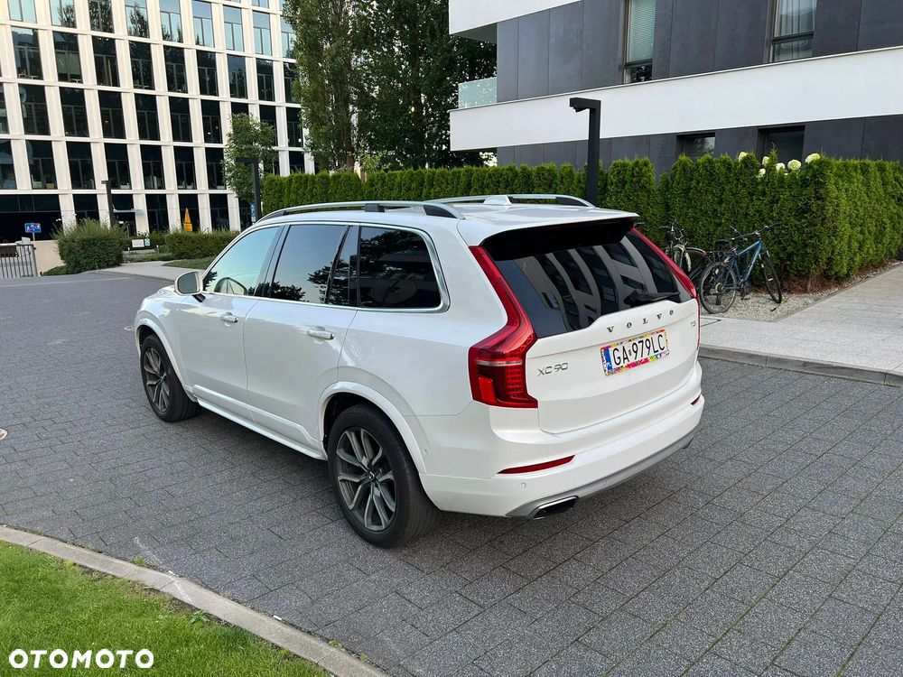 Volvo XC 90 - 8