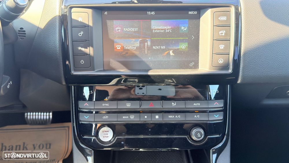 Jaguar XE 20d Aut. Pure - 7