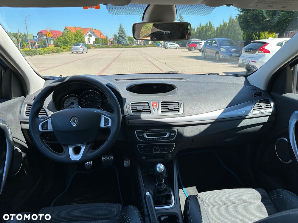 Renault Megane TCe 180 GT - 11