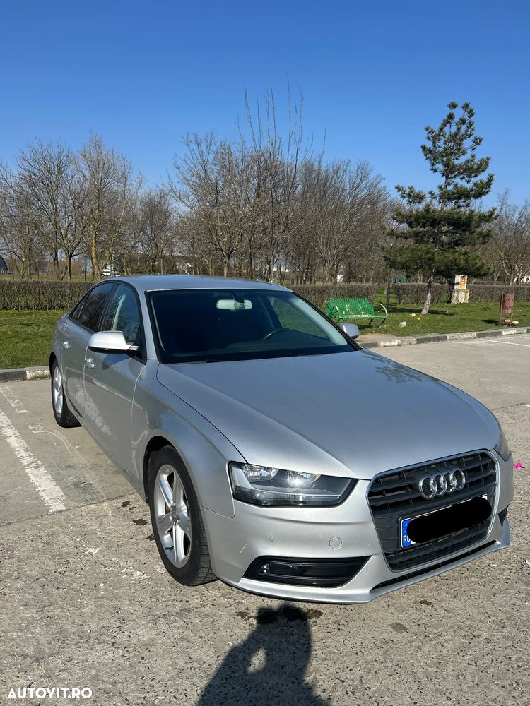 Audi A4 2.0 TDI DPF multitronic Attraction - 8