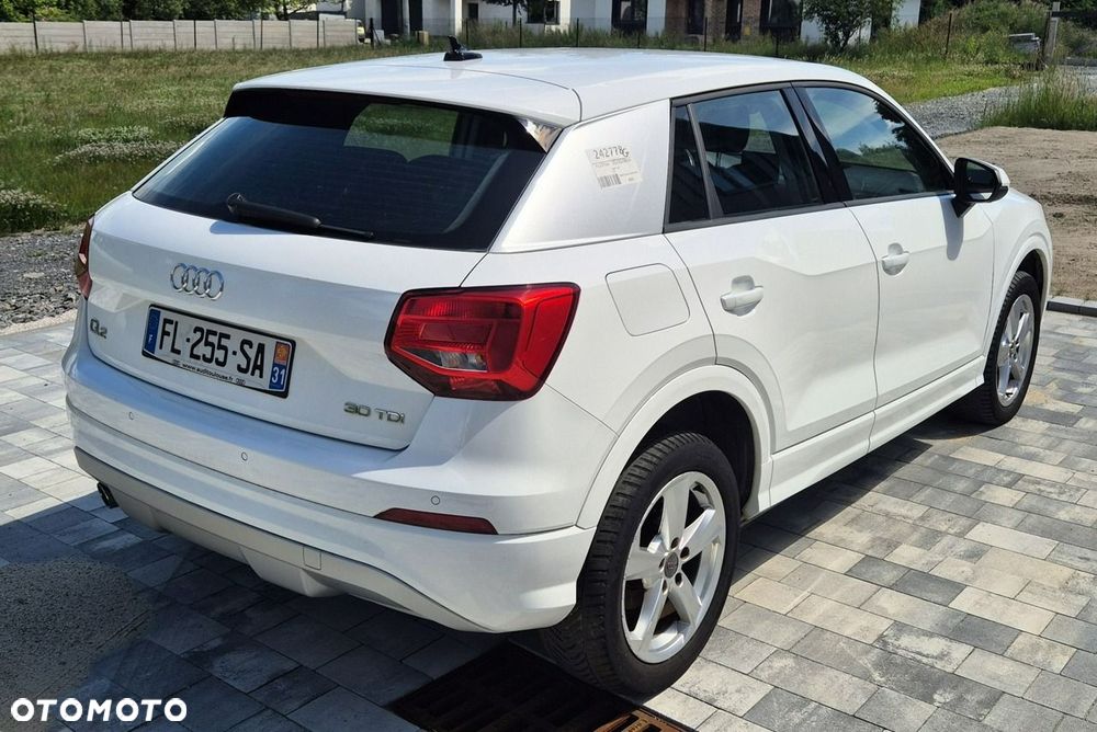 Audi Q2 30 TDI S tronic design - 3