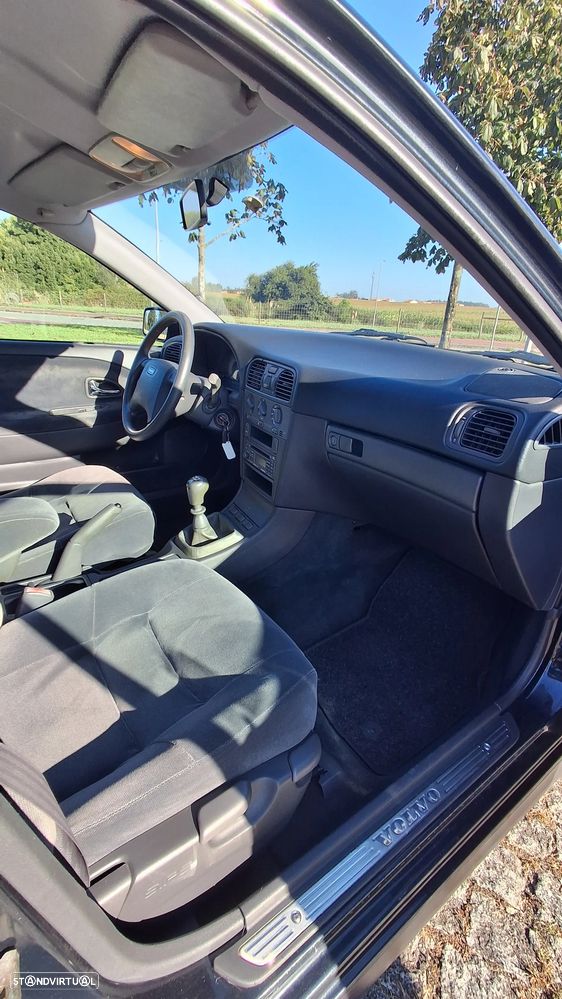 Volvo S40 1.6 - 22