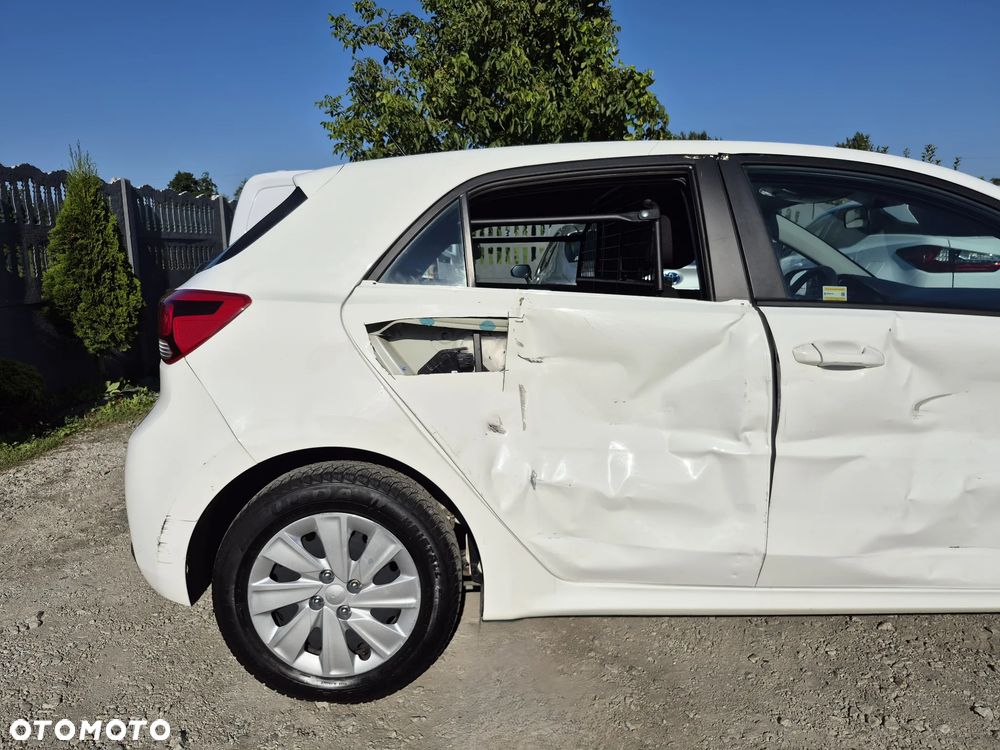 Kia RIO VAN vat1 - 21
