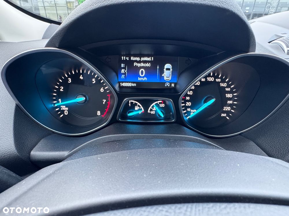 Ford Kuga 1.5 EcoBoost 2x4 ST-Line - 6
