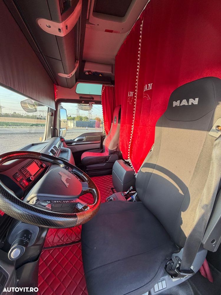 MAN TGX - 8