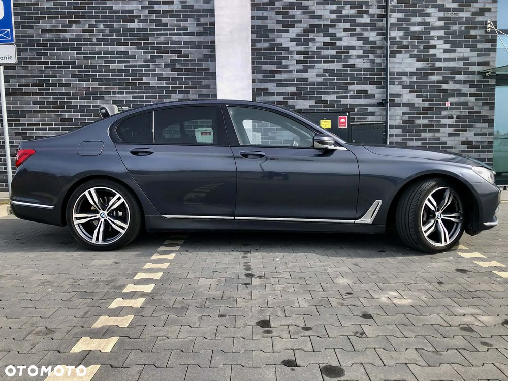 BMW Seria 7 740d xDrive - 3