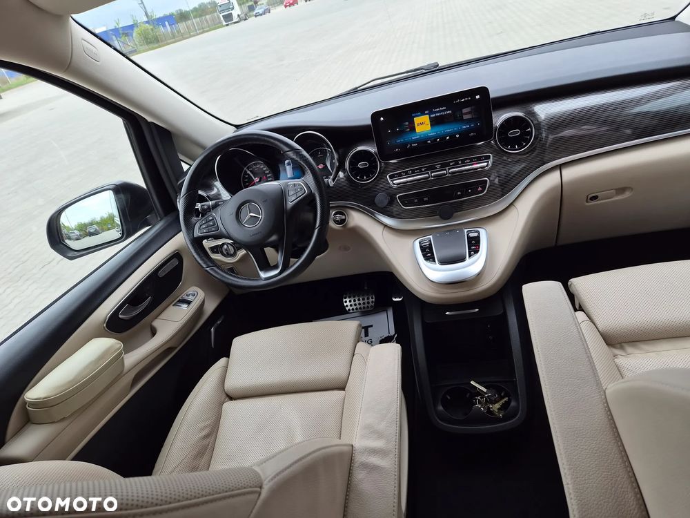 Mercedes-Benz Klasa V 300 d Avantgarde 9G-Tronic - 11