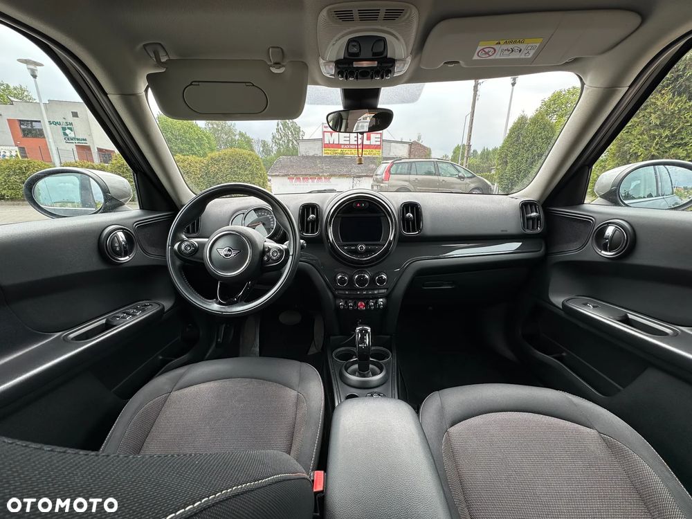 MINI Countryman Cooper Estate Edition - 11