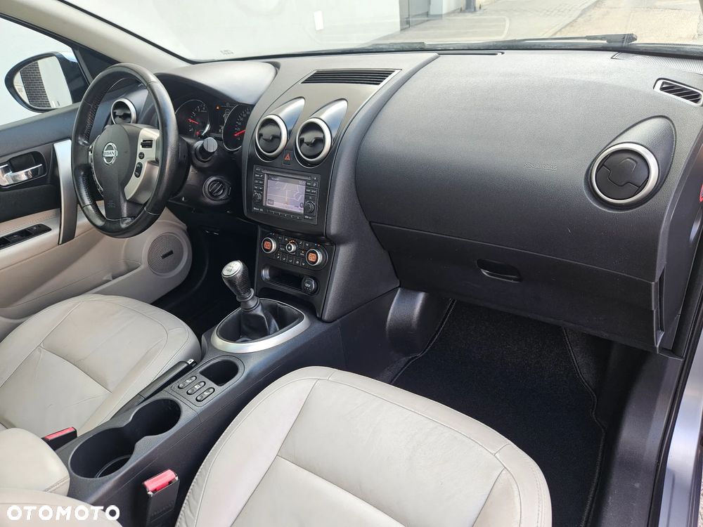 Nissan Qashqai 2.0 Tekna Premium - 16