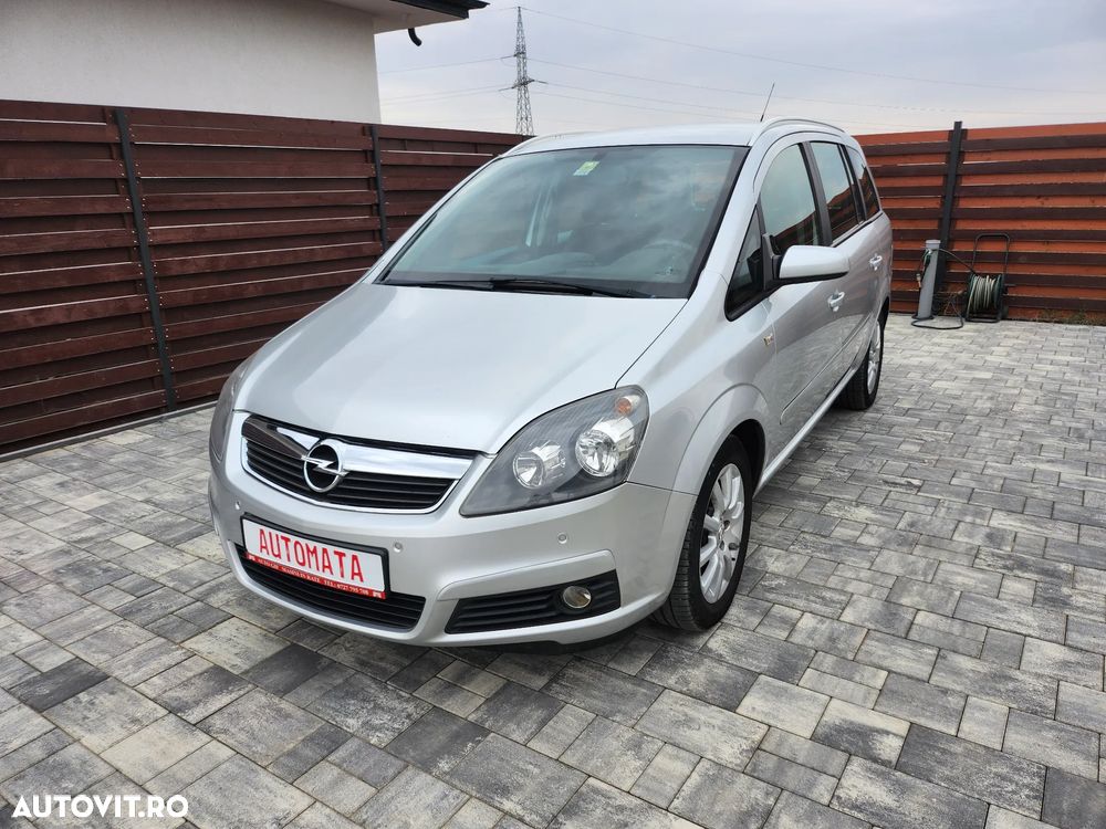Opel Zafira 1.8 Easytronic Cosmo - 2