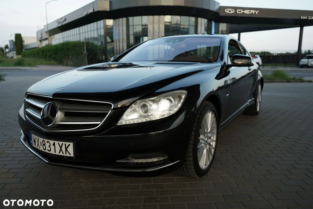 Mercedes-Benz CL 500 4-Matic BlueEff - 27