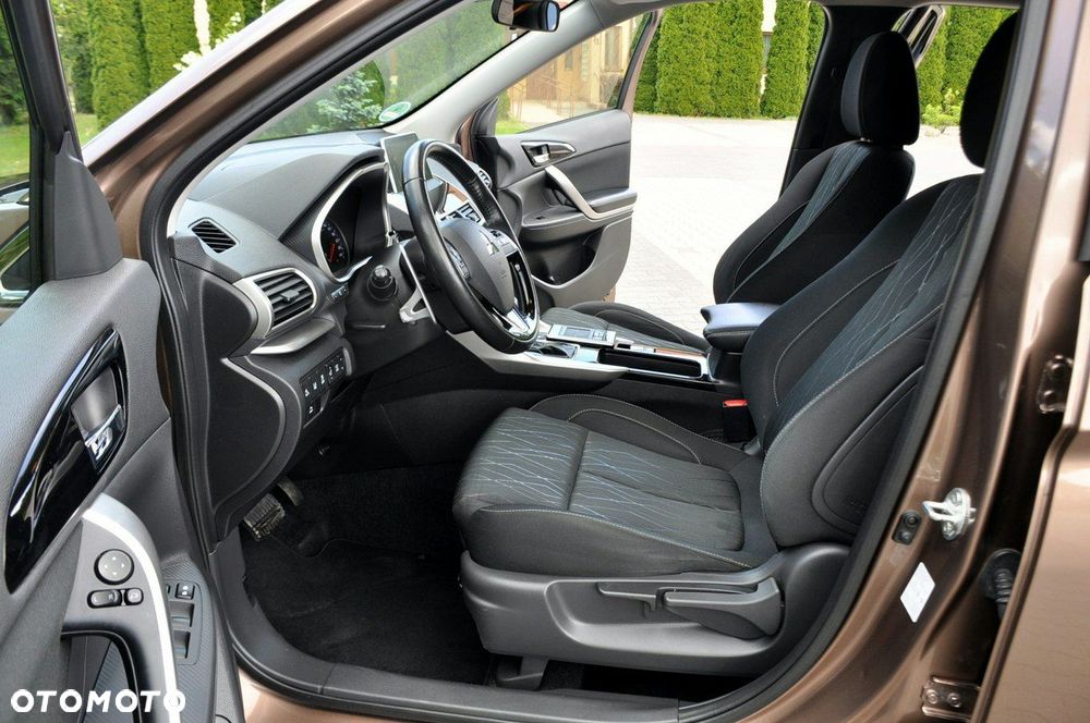 Mitsubishi Eclipse Cross - 21