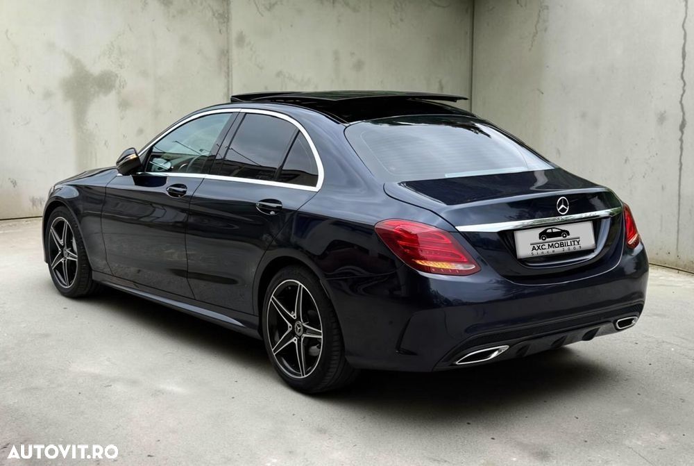 Mercedes-Benz C - 9