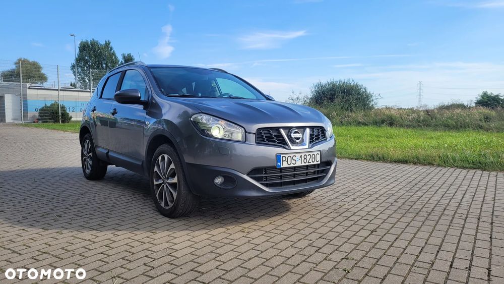 Nissan Qashqai - 1