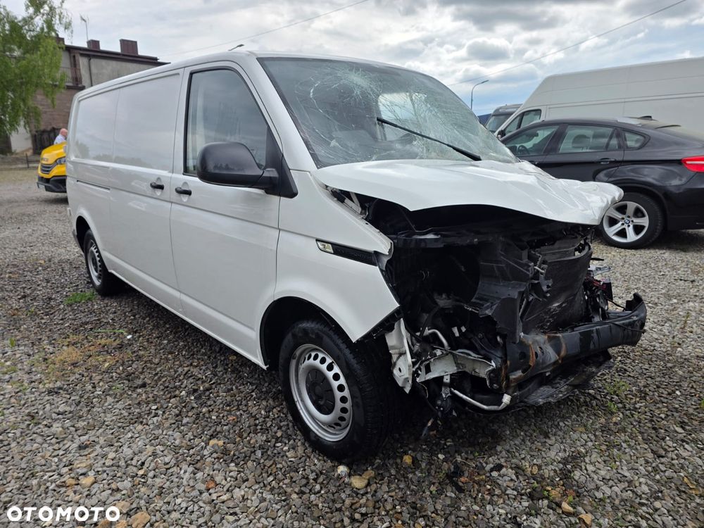Volkswagen Transporter - 1