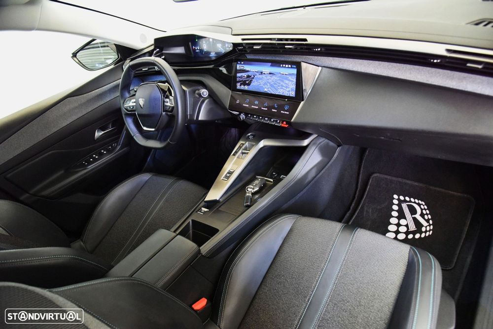 Peugeot 308 SW 1.2 PureTech Allure EAT8 - 29