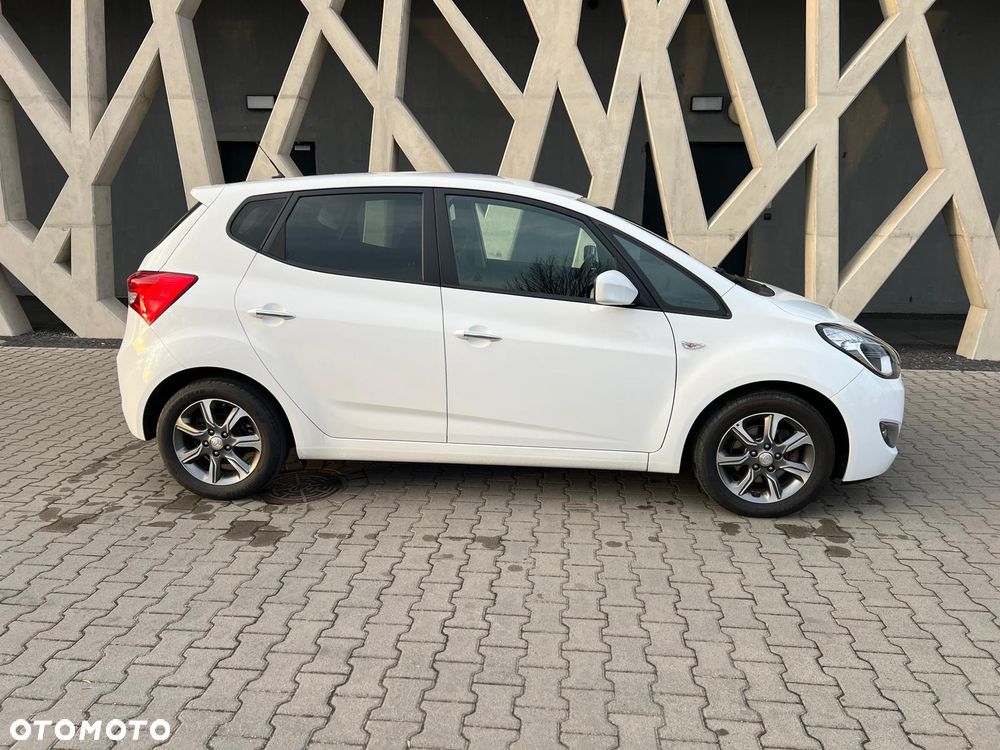 Hyundai ix20 1.4 blue Passion - 11