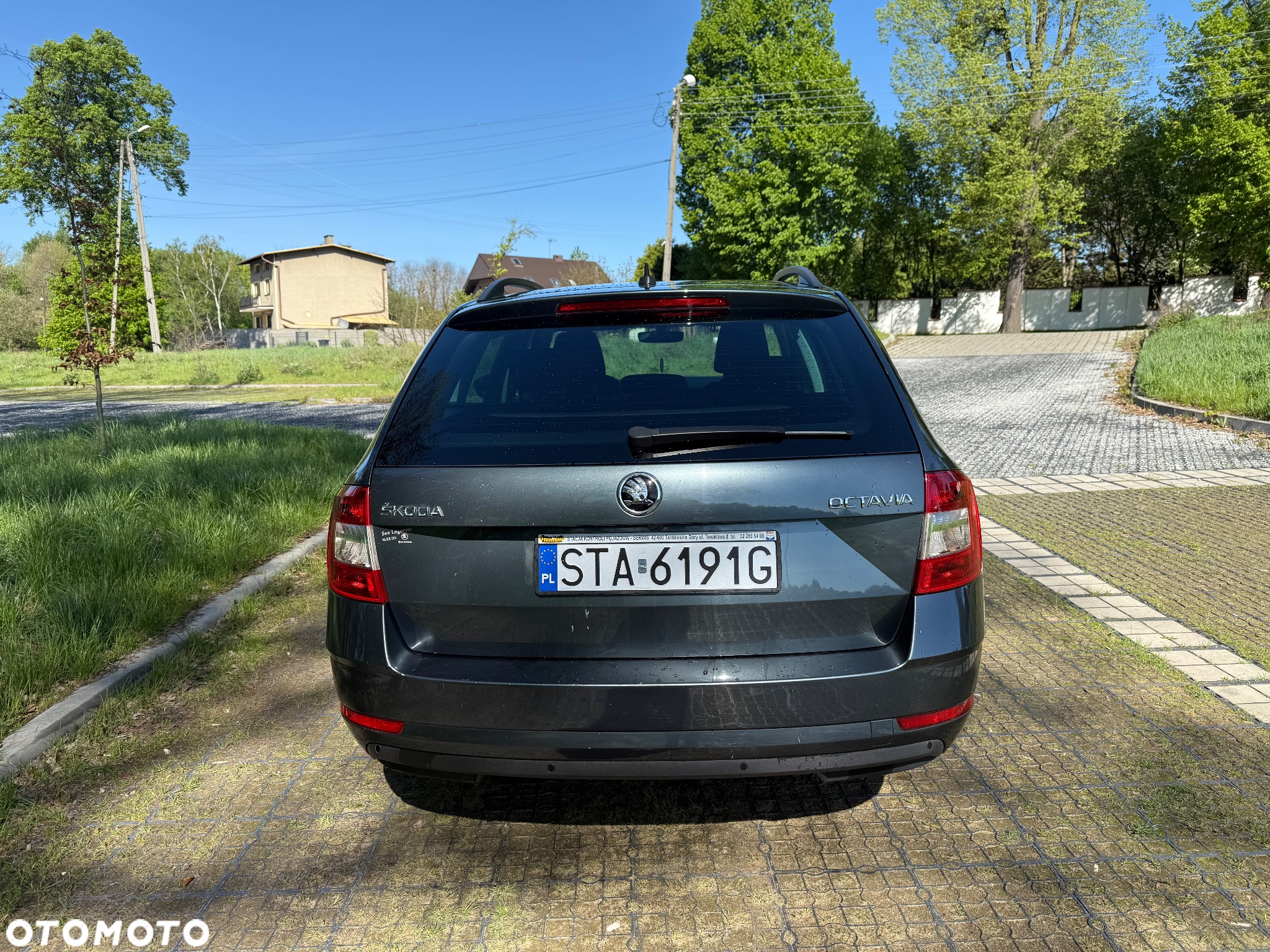 Skoda Octavia Combi 2.0 TDI DSG Edition - 2