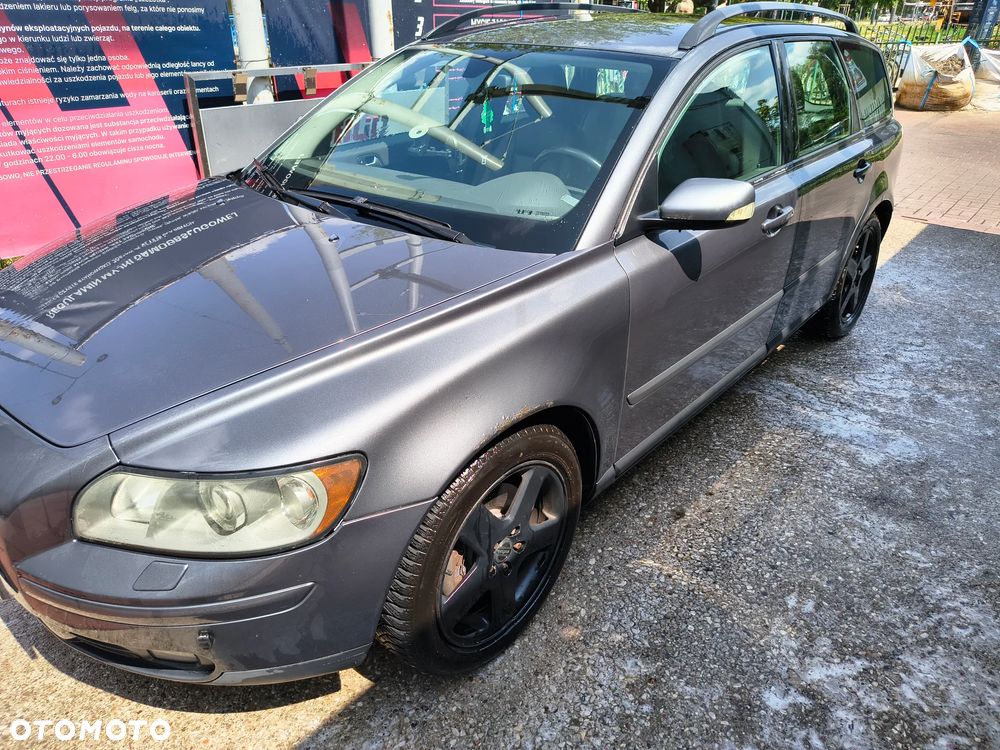Volvo V50 2.4 - 8