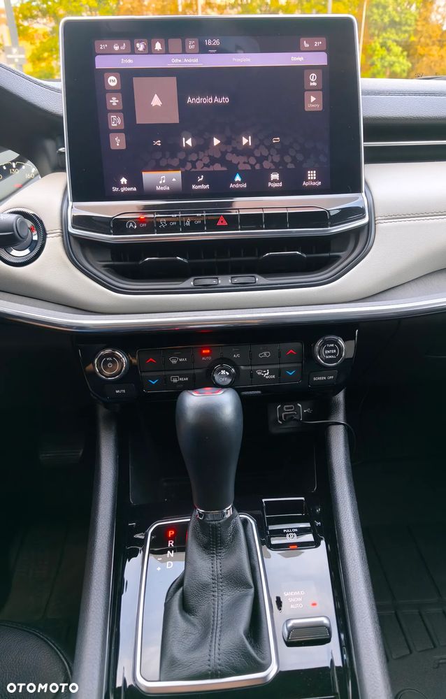 Jeep Compass - 11