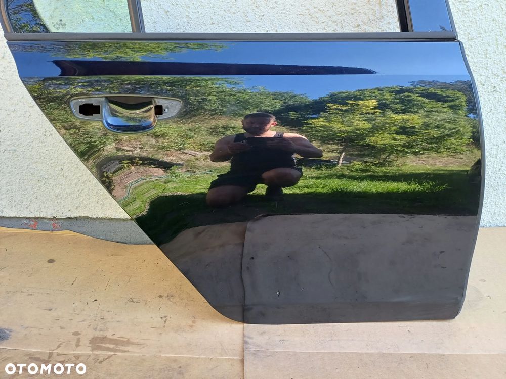 Golf VI HB 5D drzwi prawy tył LC9X - 3