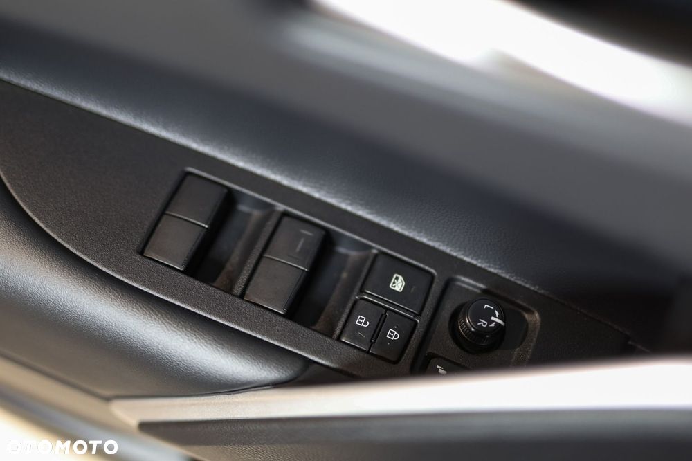 Toyota Corolla Cross - 10