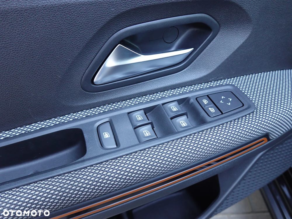 Dacia Sandero Stepway TCe 100 Prestige - 30