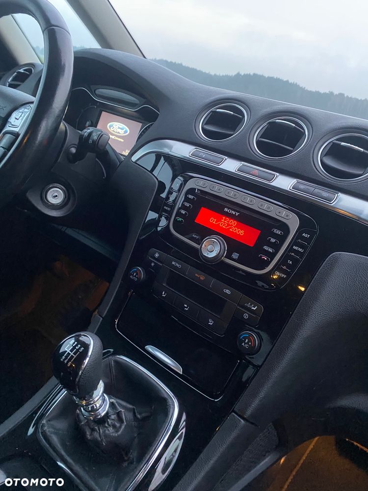 Ford Galaxy 2.0 TDCi Titanium - 14