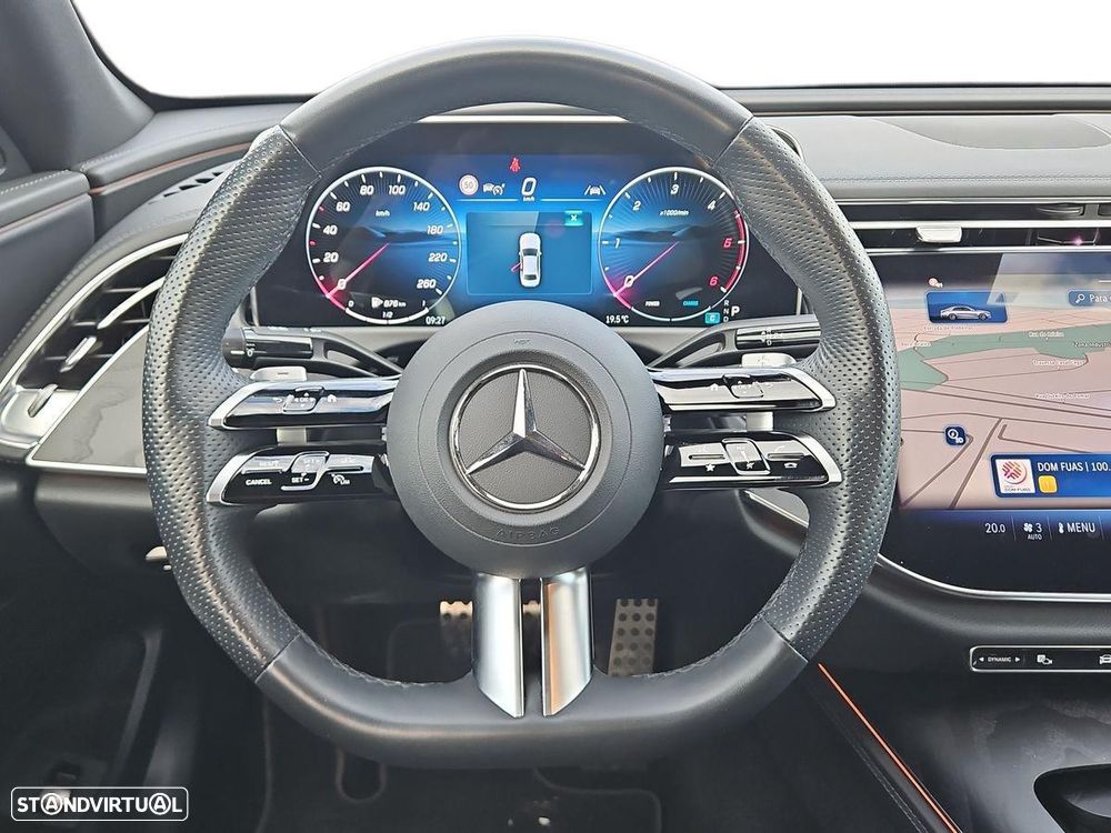 Mercedes-Benz E 220 d AMG Line - 14