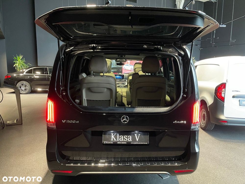 Mercedes-Benz Klasa V - 5
